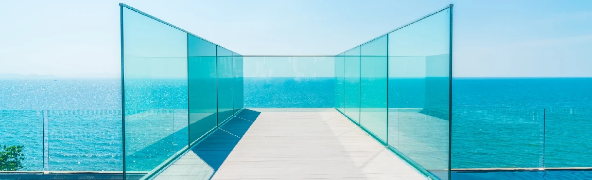 Customized Glass Pool Fence Repair Services in Palm Beach Gardens, FL
